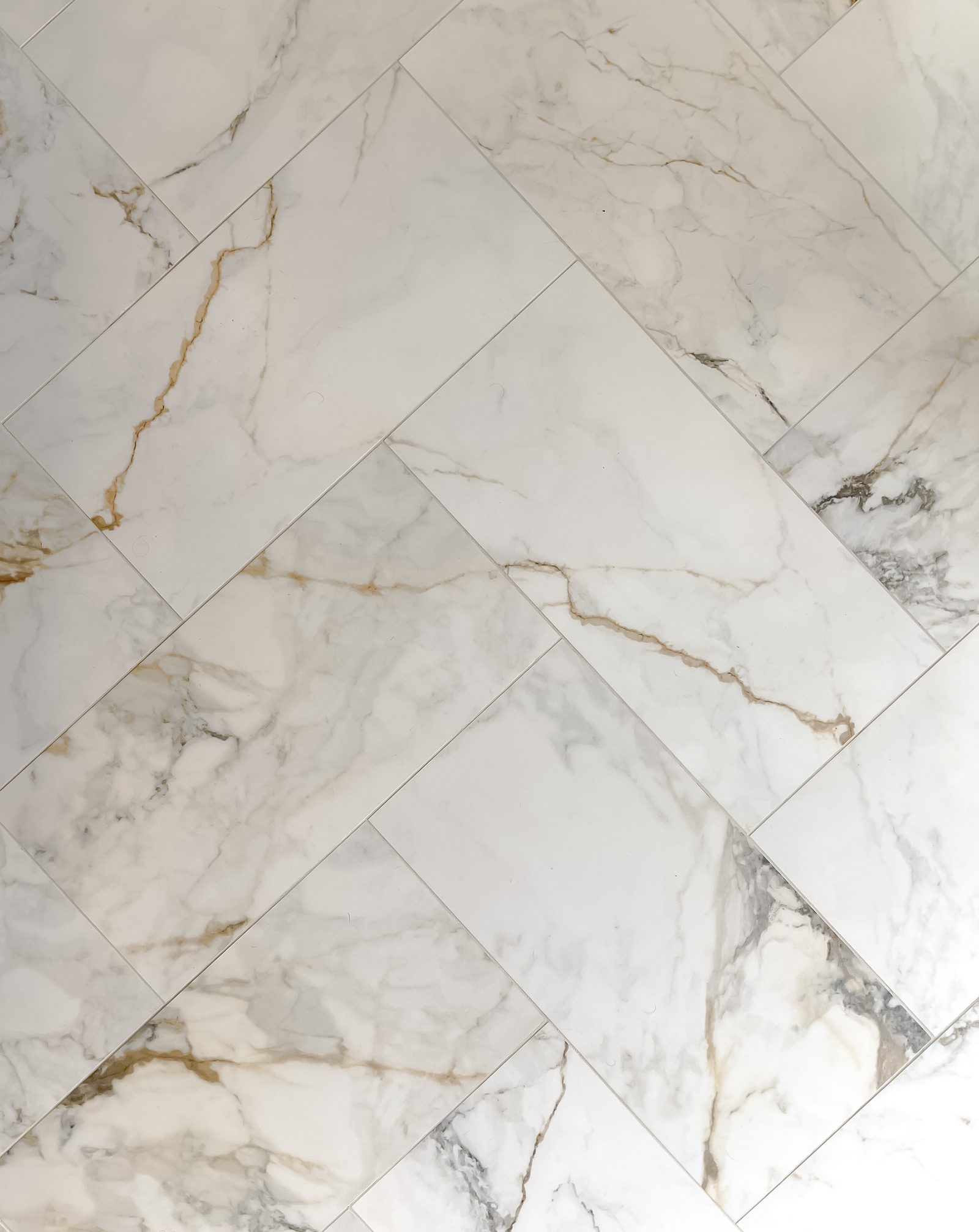 Builder-Grade to Luxury Bath by Shady Lane Construction, photo 4
